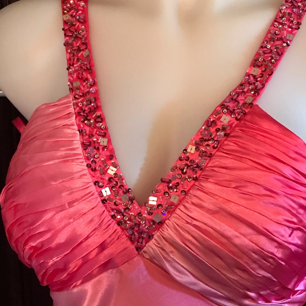 🆕 Fanny Fashion USA Pink Gown-Med - Picture 4 of 8